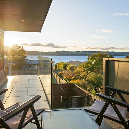 Taupo Escape - Rainbow Point Holiday Home Luaran gambar